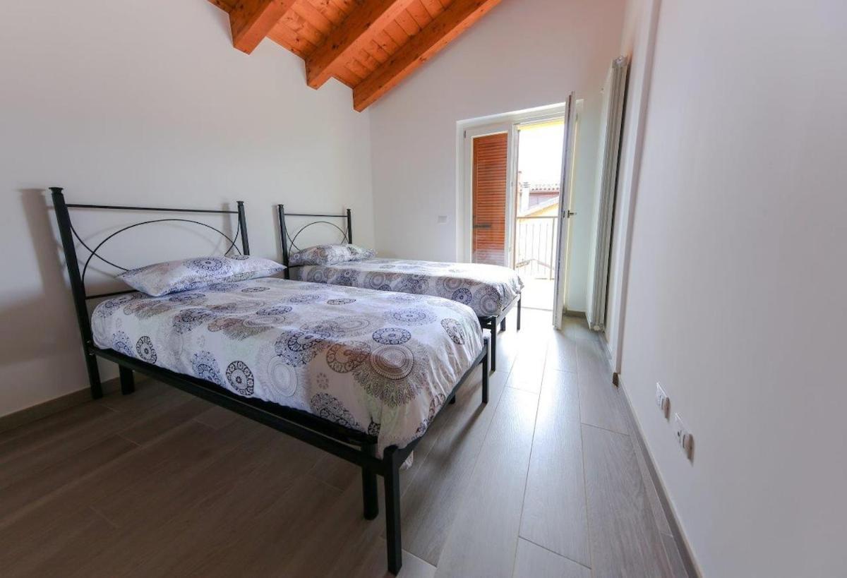 Penthouse Federico With Lake View - Residenza Silvana Verbania Kültér fotó