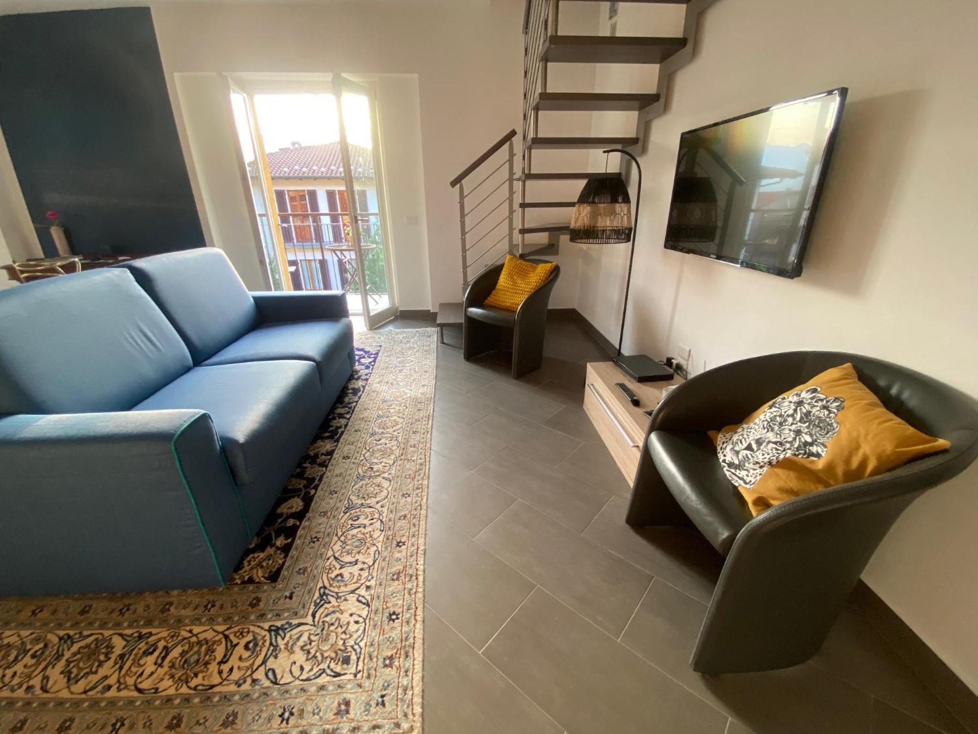 Penthouse Federico With Lake View - Residenza Silvana Verbania Kültér fotó